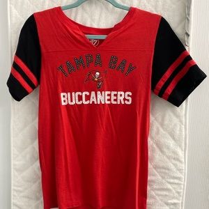 Tampa Bay Bucs womens shirt size small